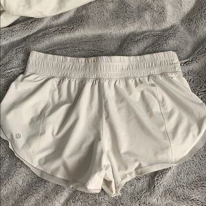White lululemon shorts